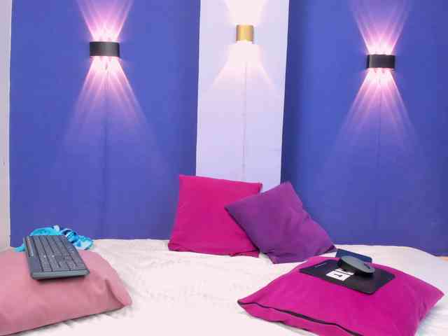 Maya369 webcam