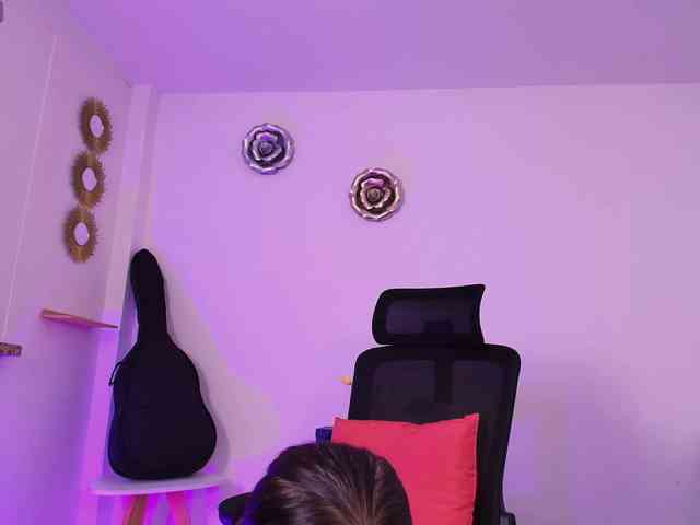 Maya369 webcam