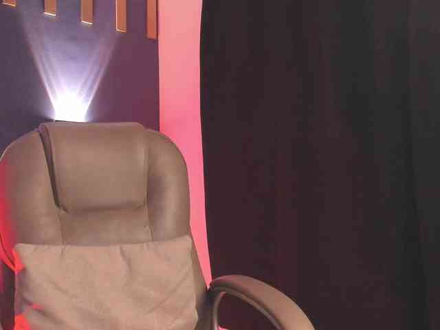 Maya369 webcam