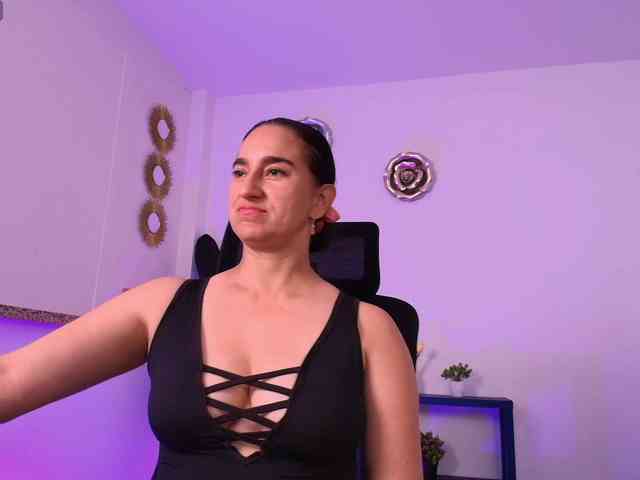 Maya369 webcam