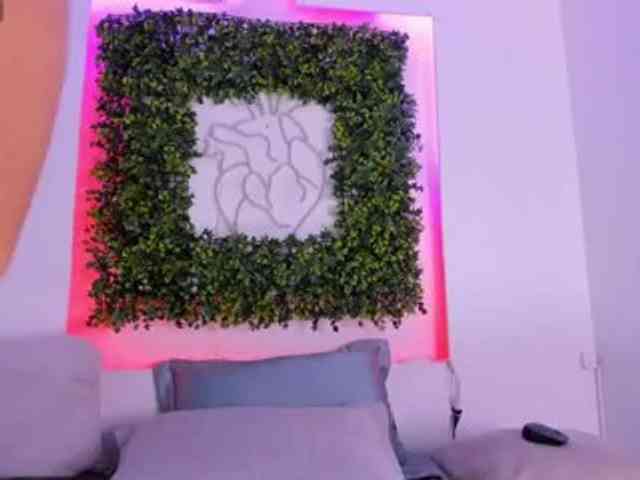 Maya369 webcam