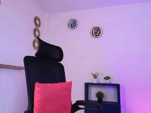 Maya369 webcam