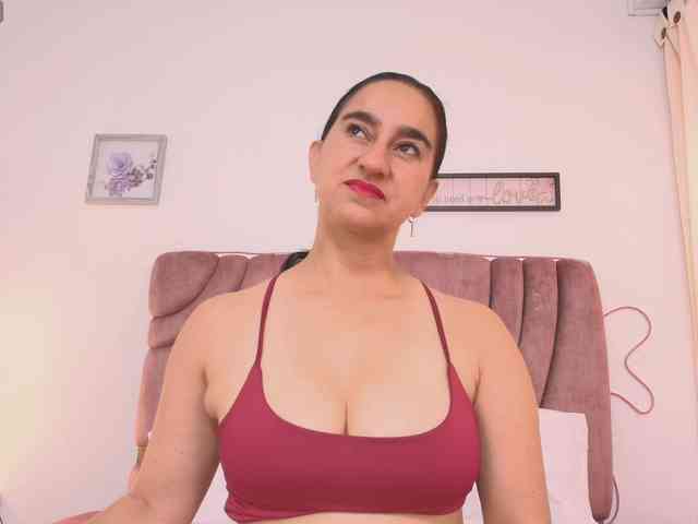Maya369 webcam