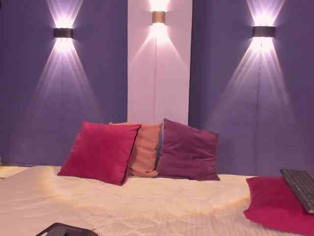 Maya369 webcam