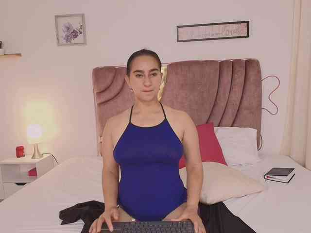 Maya369 webcam