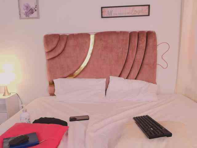Maya369 webcam