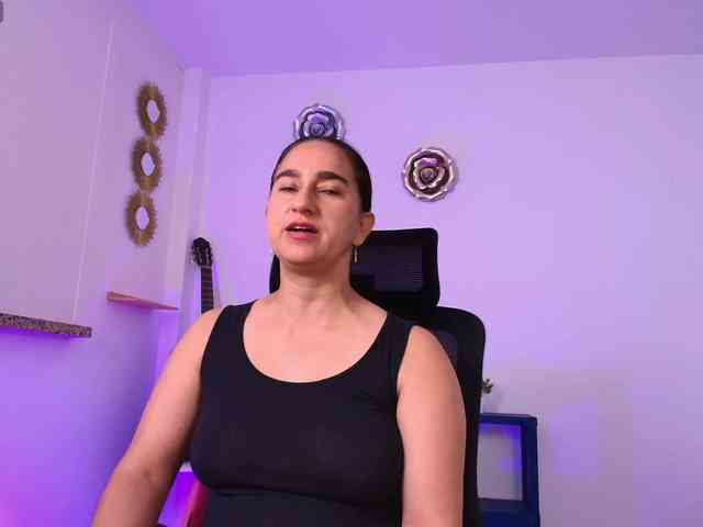 Maya369 webcam
