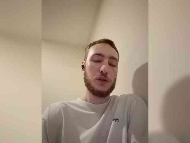 Horny18 Sex Cam Show