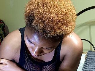 KissMeLuna Porn Show