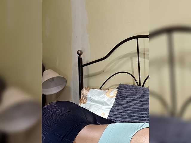 KissMeLuna live cam on BongaCams