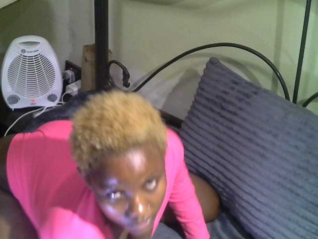 KissMeLuna live cam preview