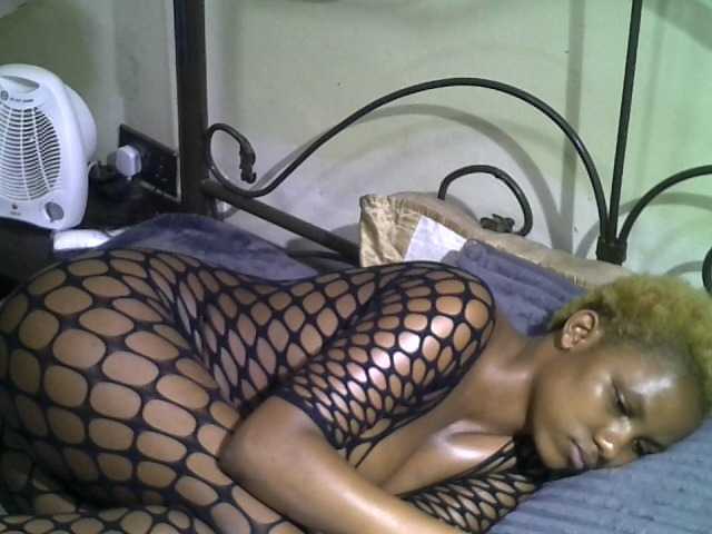 KissMeLuna