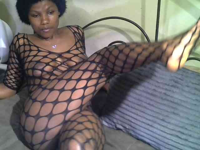 KissMeLuna webcam