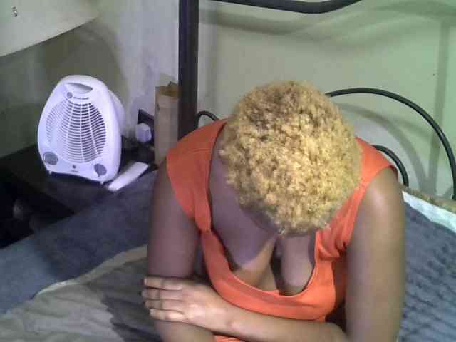KissMeLuna webcam
