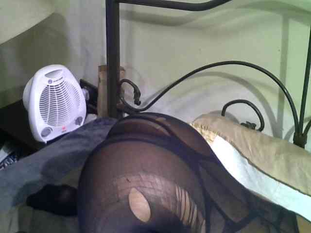 KissMeLuna webcam