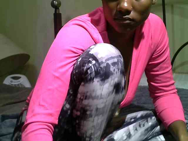 KissMeLuna webcam