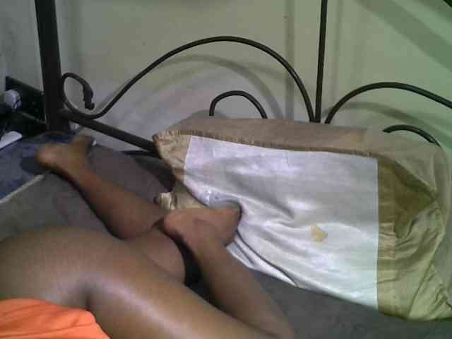 KissMeLuna webcam