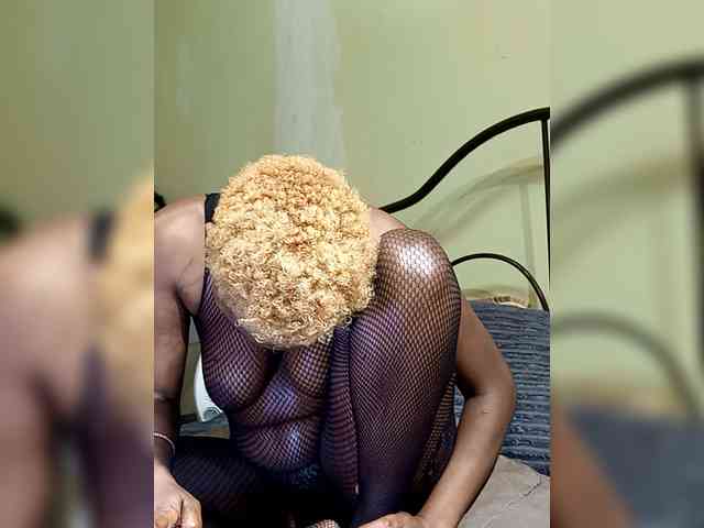 KissMeLuna