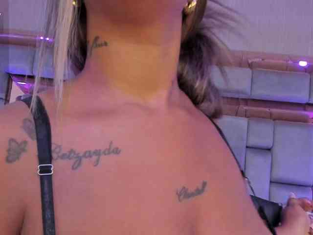 KimHarper Live Webcam on BongaCams