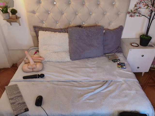 kathyaspinelli live cam on BongaCams