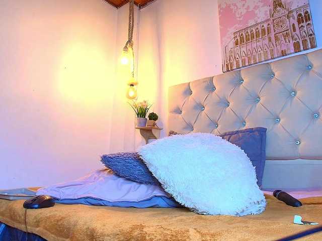 kathyaspinelli live cam on BongaCams