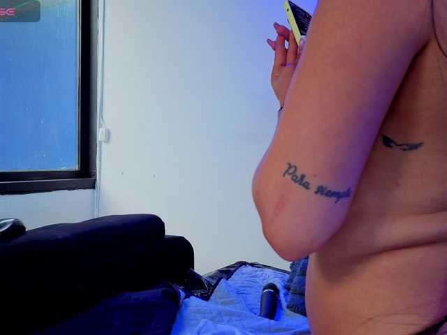 kathyaspinelli live cam on BongaCams