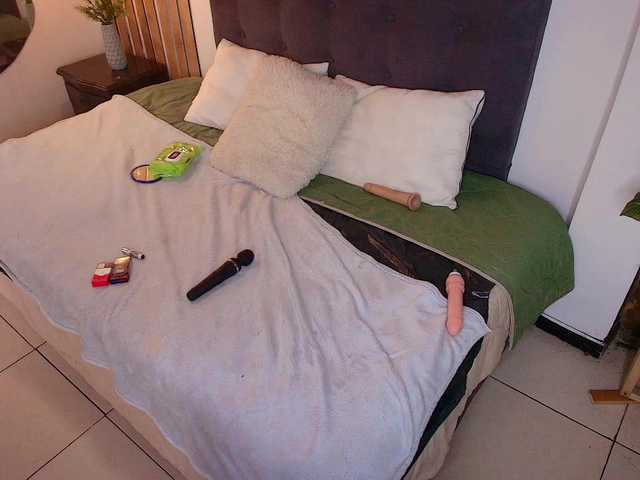 kathyaspinelli live cam on BongaCams