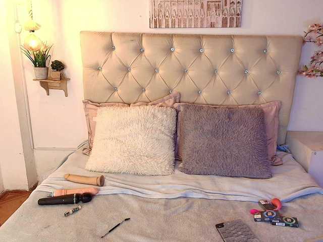 kathyaspinelli live cam on BongaCams