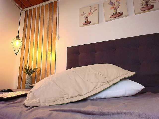 kathyaspinelli live cam on BongaCams