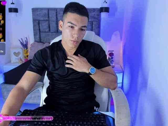 Danteknox Sex Cam Show
