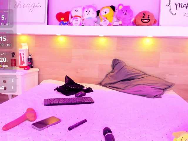 Ashley-Coper live cam on BongaCams
