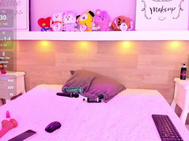 Ashley-Coper live cam on BongaCams