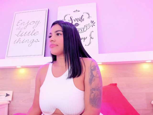 Ashley-Coper live cam on BongaCams