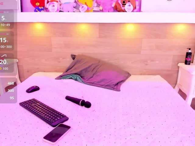 Ashley-Coper live cam on BongaCams