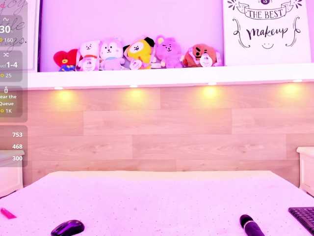 Ashley-Coper live cam on BongaCams