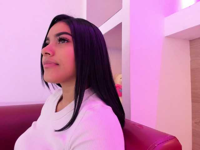 Ashley-Coper live cam on BongaCams