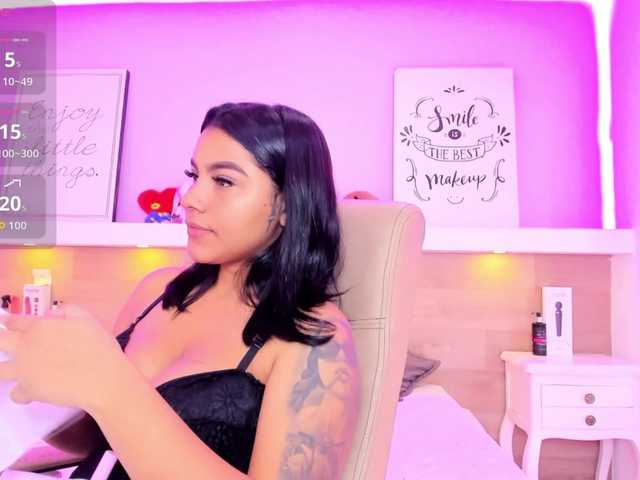 Ashley-Coper live cam on BongaCams