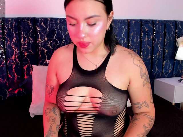 Gaby-Martines live cam on BongaCams