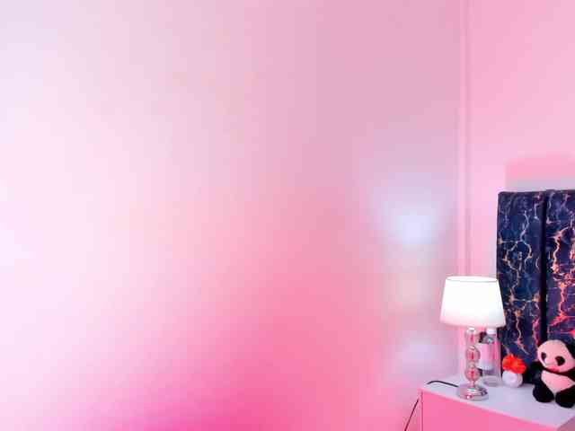 Gaby-Martines webcam
