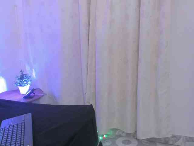 Mariangel-Foxxx webcam