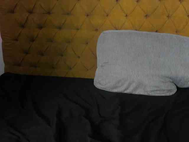 Mariangel-Foxxx webcam