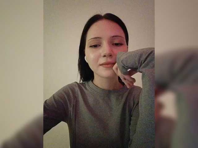 KRISTARI live cam on BongaCams