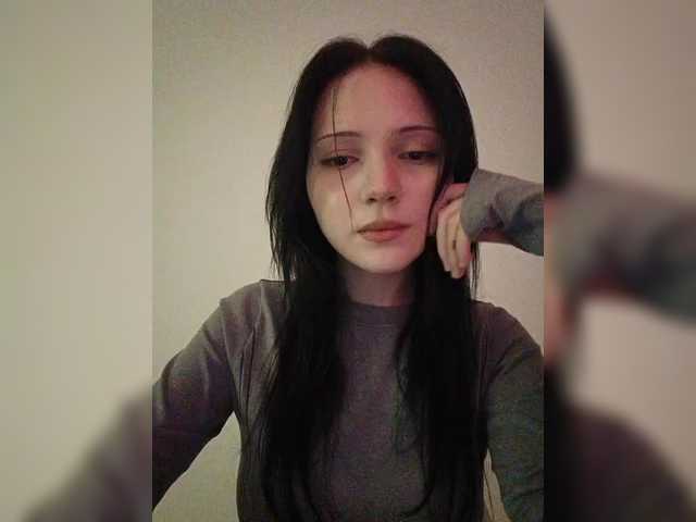 KRISTARI live cam on BongaCams