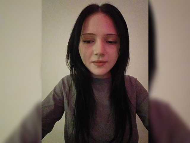 KRISTARI live cam on BongaCams