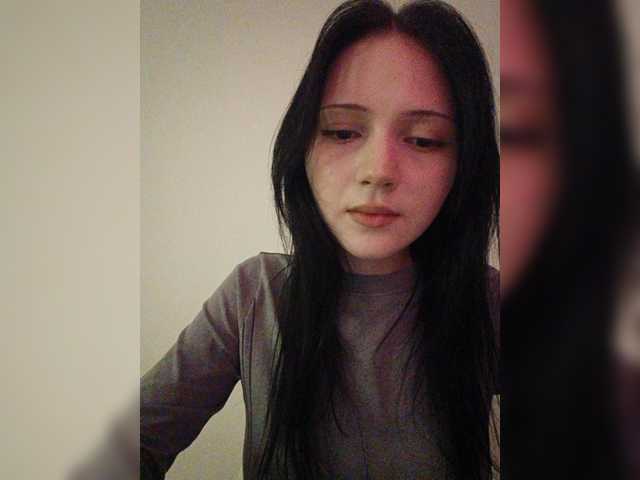 KRISTARI live cam on BongaCams