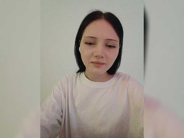 KRISTARI live cam on BongaCams