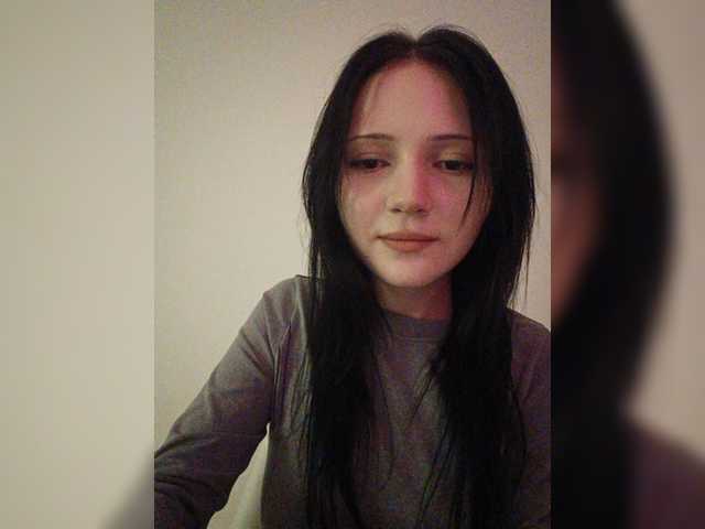 KRISTARI live cam on BongaCams