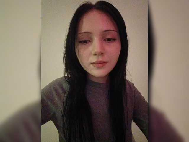 KRISTARI live cam on BongaCams