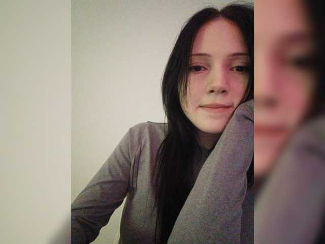 KRISTARI live cam on BongaCams