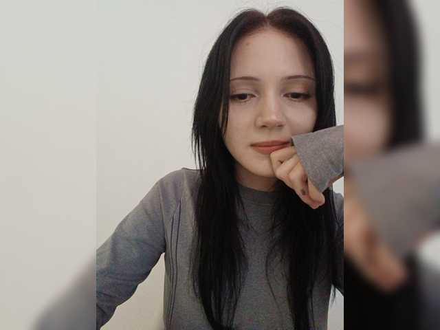 KRISTARI live cam on BongaCams